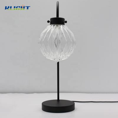 China Modern Professional Furniture Decor Home Design Lighting Fixtures G9 LED Modern Desk Table Lamp for sale