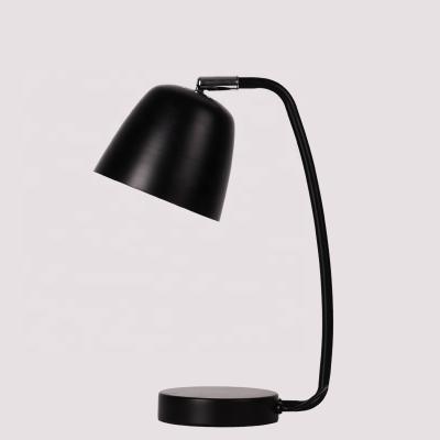 China Modern American Style Decorating Wrought Iron Desk Led Light Fixture Working Table Desk Lamp For Reading for sale