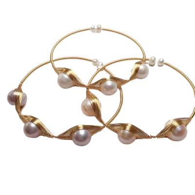 China 2020 new fashion 18K nickel free lead free handmade gold plated wire wrapped real pearl bracelet freshwater bracelet for sale