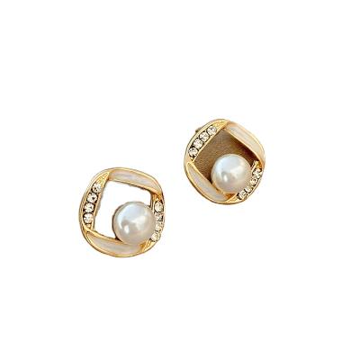 China Korea Environmental Friendly Popular Simple Personality 925 Needle Gold Pearl Silver Drop Earrings Star Diamond Geometric Retro Girl Stud Earrings for sale