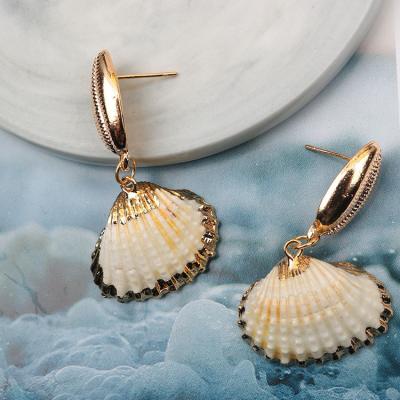 China New BOHO Creative Handmade Natural Shell BOHEMIA Women Earrings Gold Plating Shell Pearl Drop Earrings Hanging Earrings for sale