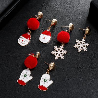 China Amazon Environmentally Friendly Hot Sales 925 New Christmas Silver Gift Needle Hair Ball Fashion Santa Tree Snowman Elk Asymmetric Bell Earrings for sale