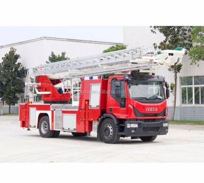 China 32m Aerial Platform Fire Truck 3001 - 5000L for sale