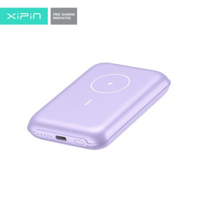 China Ultra-thin Fast Power 12 Pro Max Power Mini Magnetic Wireless Charger Built-in Portable 8000mAh Battery Foriphone for sale