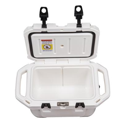 China 20QT White Color Waterproof 3~5 Days Car Hard Ice Cooler Box Cooling Time Coolers With Plastic Handle for sale