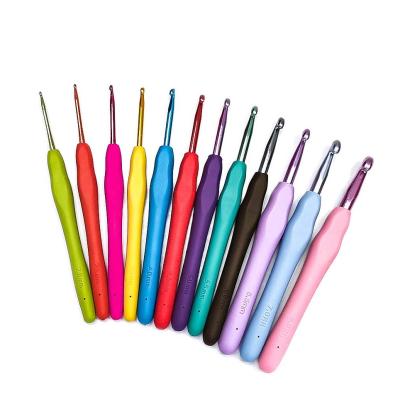 China Main Yarn 12Pcs/Set Multicolor Aluminum Crochet Hook Knitting Kit Needles Set for sale