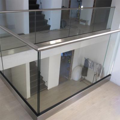 China Modern Single Slot Aluminum Pipe Groove Balustrade Stainless Steel Installation Glass Railing System for sale