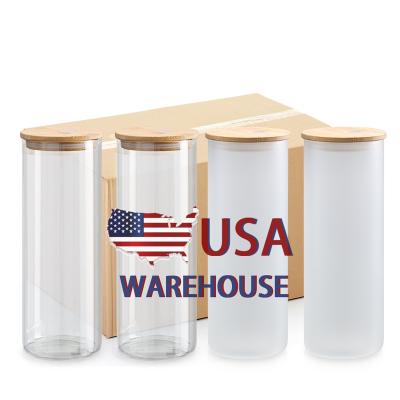 China Sustainable USA Warehouse 25oz Clear Frosted Skinny Straight Borosilicate Blanks Sublimation Glass Tumblers with Plastic Straw and Lids for sale