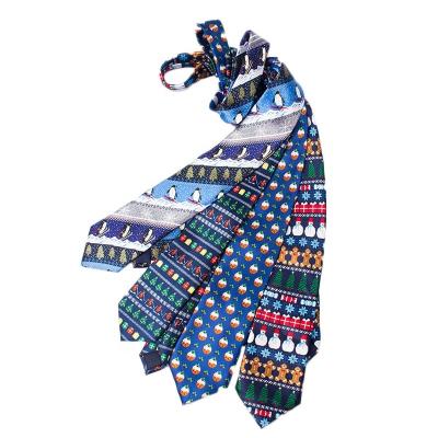 China Custom Made 2020 100% Polyester Festival Print Polyester Women Men Snow Pattern Christmas Neck Tie Te koop