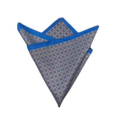 Cina 100% Cotton Special Pocket Design Square Handkerchief Men's Handkerchief Dot Print Handkerchief Wholesale in vendita