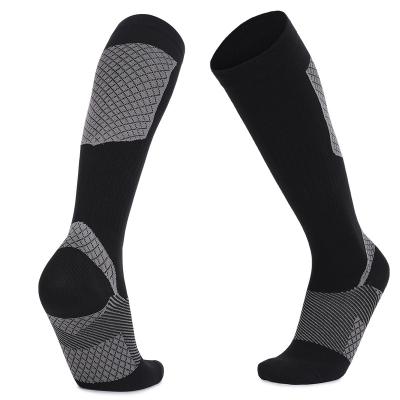 China Hot Selling High Elastic Compression Sock Calf Breathable Sport Socks For Men for sale