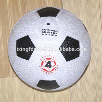 China Custom Rubber Logo Rubber Pebble Surface Football Toys For 5 Years for sale