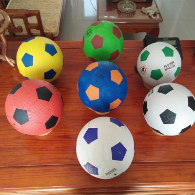 China Rubber Wholesale Grain Size Boys Outdoor Official Football for sale