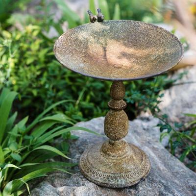 China eco-friendly fashional vintage shabby chic decorative metal bird feeder for garden ornament for sale