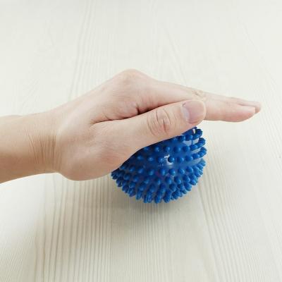 China Deep Tissue Myofascial Release Foot Pain Back Neck Shoulder Muscle Pain Mini Spiky Ball Plantar Fasciitis Yoga Ball Exercise Yoga Massage Ball for sale