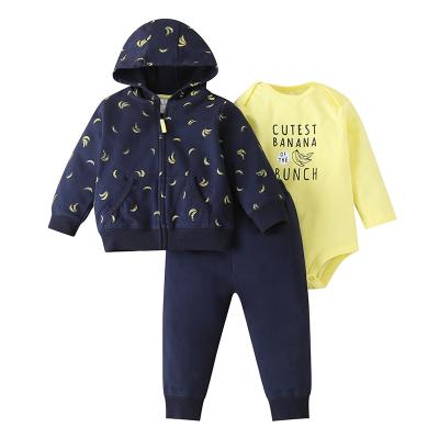 China Winter breathable fashion hooded 3 piece children's clothing set baby lyc-2498 long sleeve clothing for sale