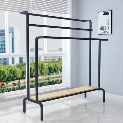 China Indoor and outdoor bathroom clothes racks save space and install clothes racks freely for sale