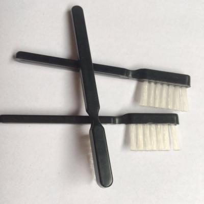 China Hot-selling Factory Low Cost Factory Plastic Handle Mini White Nylon Brush Long Lasting For Laptop Beard Brush Cleaning Shaving Brush for sale