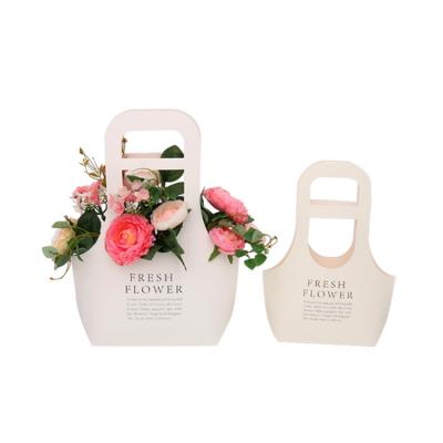 China Factory Wholesale Custom Recyclable Biodegradable Portable Kraft Flower Packaging Paper Tote Bag OEM Gift Wrapping Gift for sale