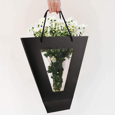 China Factory Wholesale Customizable Black Rose Flower Bouquet Clear Packaging Bag Recyclable, Kraft Paper Florist Paper Bag Wrapping Packaging for sale