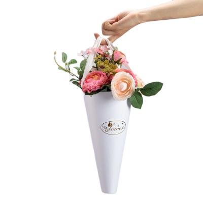 China Factory Recyclable Hot Sale Decorative Florist Paper Flower Packaging Wrapping Bag Box With Ribbon Handles For Single Rose Flower Bouquet for sale