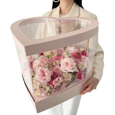 China OEM Wholesale Custom Materials Wholesale Large Giant Recycled Heart Shape Flower Clear Box For Flower Bouquet Rose Gift Packaging Birthday Valentine for sale