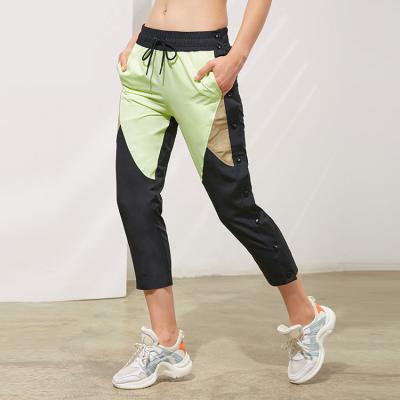 China customizable Womens Workout Joggers 180g Crop Jogger Pants With pocket for sale