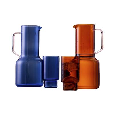 China Viable Nordic Geometric Glass Serving Hot CLASSIC Large Capacity Jug Cold Water Kettle Infusers Transparent Tea Infusers for sale