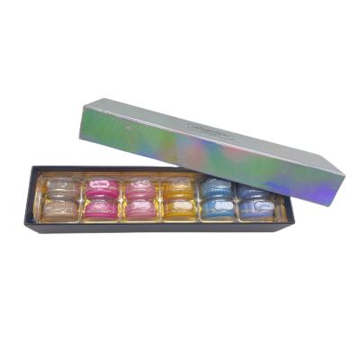 China Modern Design 12 pcs Macaron Packaging High Quality Paper Box with Plastic Inner for sale