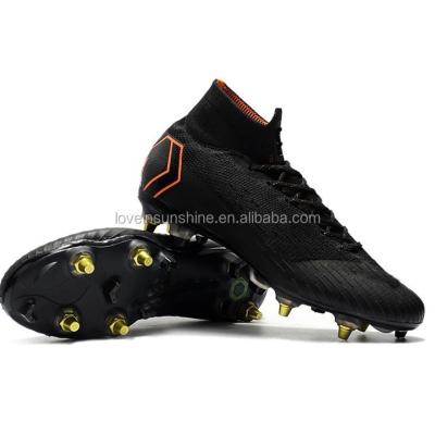 China Soccer shoes 2018 new design brand name soccer shoes indoor outdoor football boots women and men soccer shoes for sale