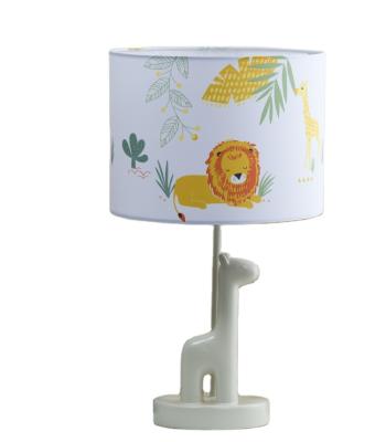 China Giraffe Modern Resin Painting Drawing Cartoon Cloth Low Shade Eye Protect Kids Table Lamp for sale