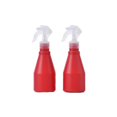 China Good quality 260ml HDPE cosmetic red spray alcohol disinfecatnt plastic sprinkling bottle for sale