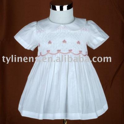 China Embroidery Viable Girl's Smocked Hand Skirt for sale