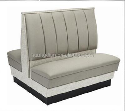 China Chesterfield SOFA Customized Exotic Leather Restaurant Booth Seating For Sale BT4043 for sale