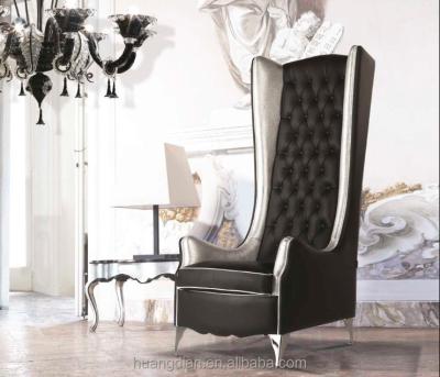 China Chesterfield Leather SOFA King Throne Chair Luxury Living Room Furniture Commercial Furniture Manufacturers for sale