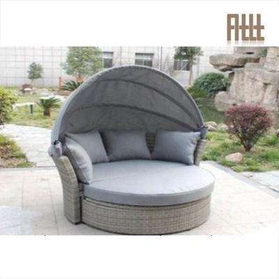 China China outdoor wicker garden rattan daybed furniture manufacturers with canopy for sale