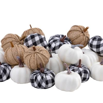 China Artificial Hobby Pumpkins Fall Moss Orange Pumpkins For Thanksgiving Halloween Decorations for sale