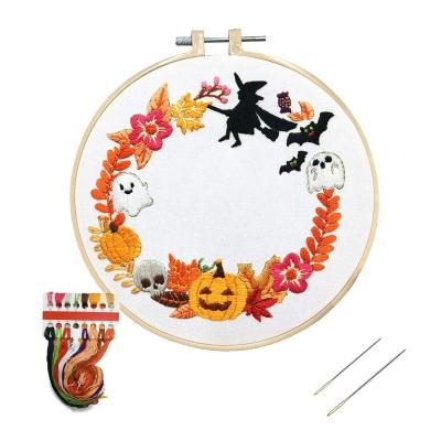 China Custom Cross Stitch Kit Wreath Crafts Embroidery DIY Halloween Customization Pumpkin Kit for Beginners Adults for sale