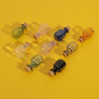 China Eco-friendly Recyclable 9Pcs Mini Glass Color Bottles Rectangle Cute Bottles With Cork And Hemp Rope for sale