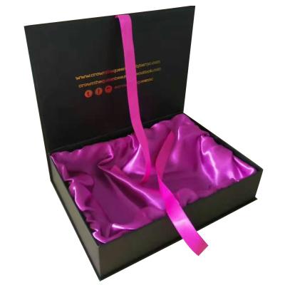 China Custom New Arrival Handmade Virgin Logo Printing Paper Folding Hair Weave Extension Boxes Cardboard Wig Packaging Box With Satin Insert for sale