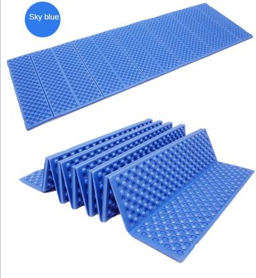 China Portable Eva Ixpe Foam Sleeping Pad Egg Crate Egg Crate Camping Mat Lightweight Ultralight Moisture Proof Outdoor Moisture Proof Hot Sale for sale