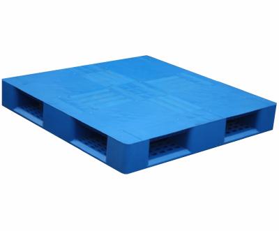 China Eco - Friendly Heavy Duty Cross Base Flat Surface Plastic Pallet 1100*1100mm Pallet for sale