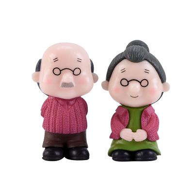 China 3D Europe Elder People Doll Figure Set For Gift Box Lover Couple Miniature Craft Ornament Cartoon Figurines Car Gift Plastic Decor for sale