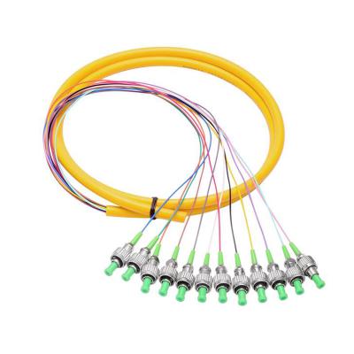 China SM G652D 9/125 62.5/125um 50/125um cable ftth bundle braids of FTTH FC APC fiber optic cable patch cord 0.9mm 1m made in China for sale