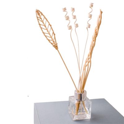 China Chinese Scented Frankincense Flower Essential Oil Scented Rattan Diffuser Home Fragrance Bottle Material Fragrance Stick Diffuser for sale