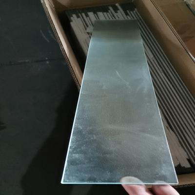 China Adjustable Edges 4mm 5mm 6mm Insulated Flat Matte Mistlite High Light Transmittance Window Darken Louver Glass for sale