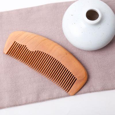 China Comfortable Gift Wooden Comb Guest Hotel Wholesale Customized /Durable/Anti-Static Comb Factory Mahogany Processing for sale