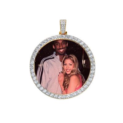 China Hiphop Hiphop Round Shape Pendant Charms 14k Gold Plated Tennis Photo Chain Pendant for sale