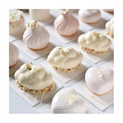 China Recycled White Mini Triangle Square Mousse Board Cake Slice Store French Gold Pastry Baking Base Sim-part Materials for sale