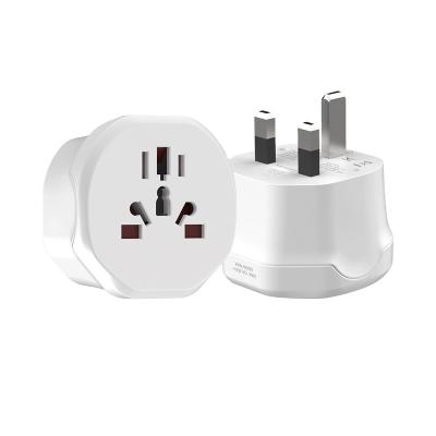 China Residential / General-Purpose Custom Logo Popular 2 Pin to Uk 3 Pin Plug Adapter Universal 240V Ac Outlet Plug for sale